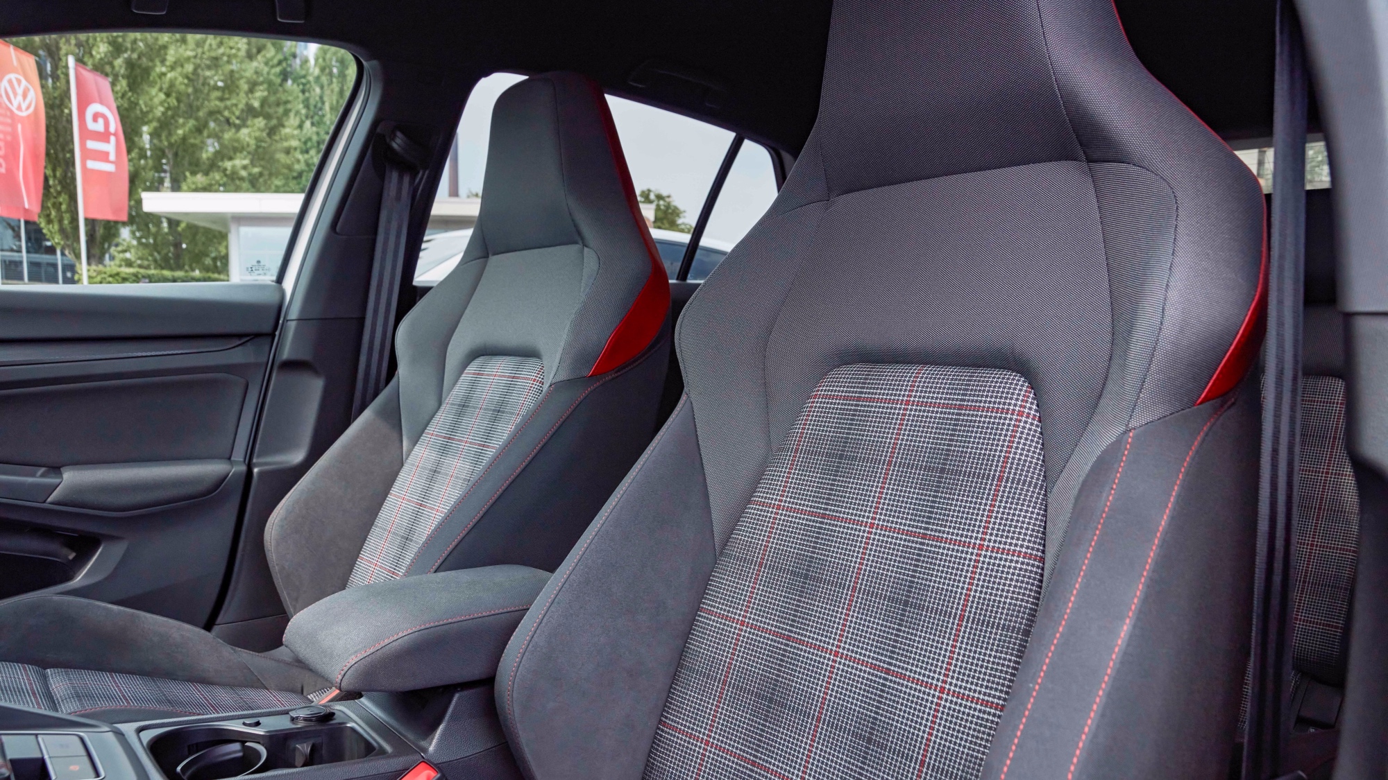 Volkswagen-Golf-8-GTI-prezzo-prestazioni-scheda-tecnica-16