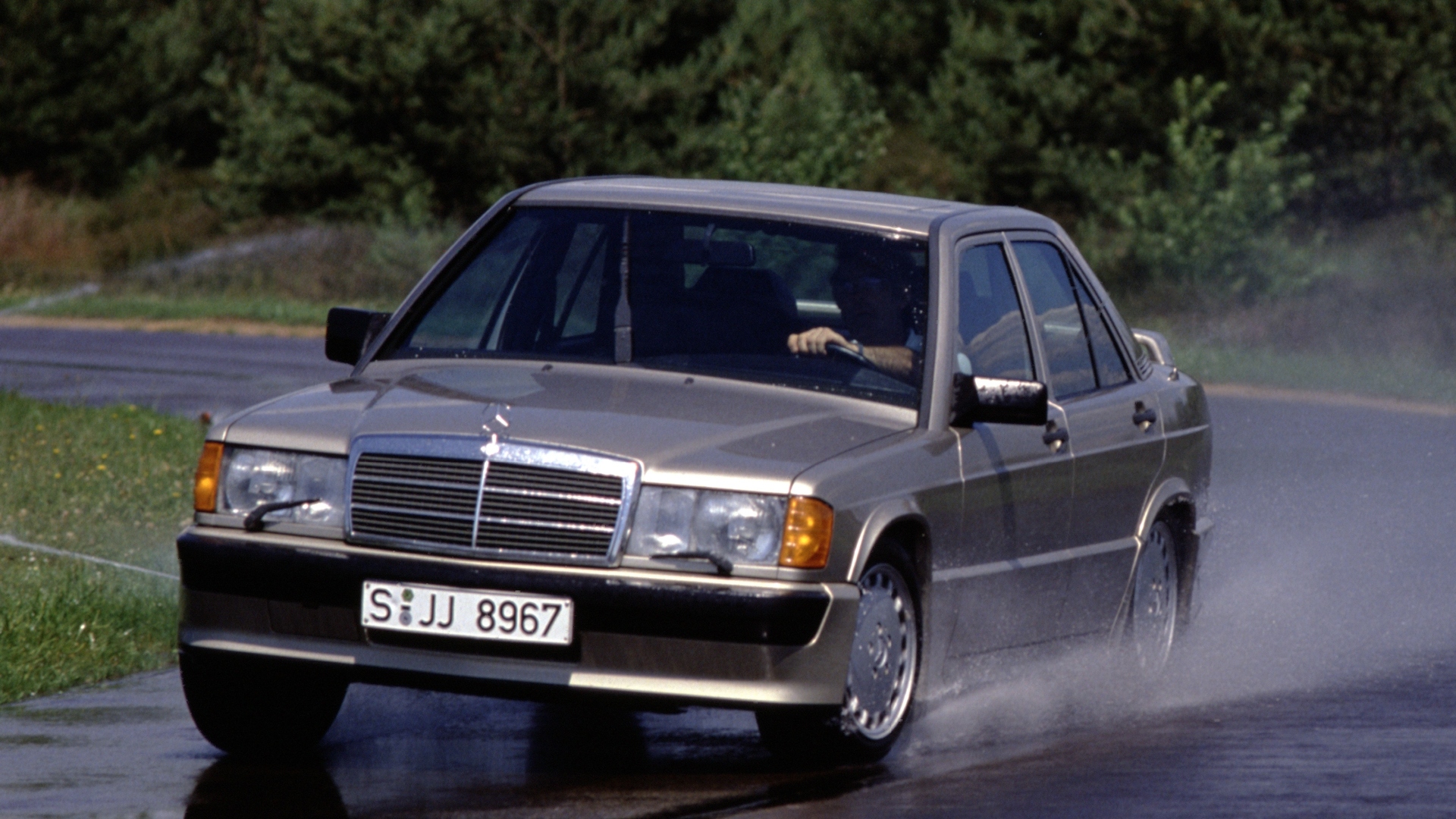 mercedes-190-e-2.3-16-18