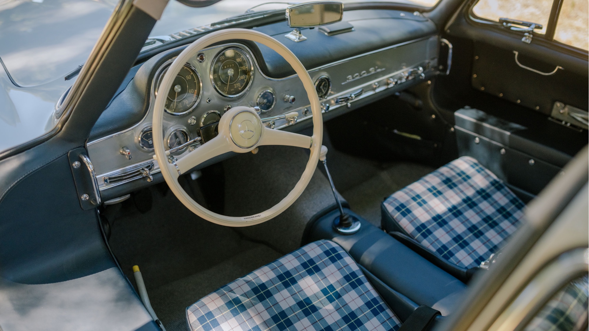 1955-Mercedes-Benz-300-SL-Gullwing1382470_ 1955-Mercedes-Benz-300-SL-Gullwing1382470_