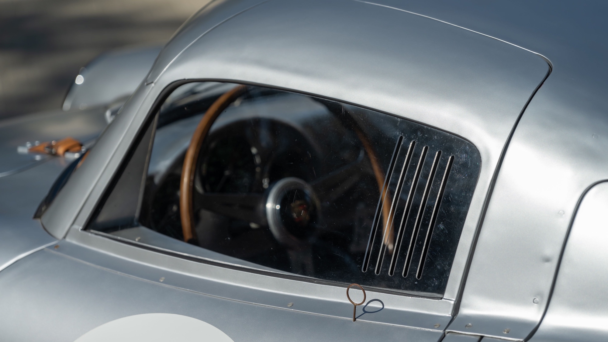 1956-Porsche-550A-Prototype--Le-Mans--Werks-Coupe1383330_ 1956-Porsche-550A-Prototype--Le-Mans--Werks-Coupe1383330_
