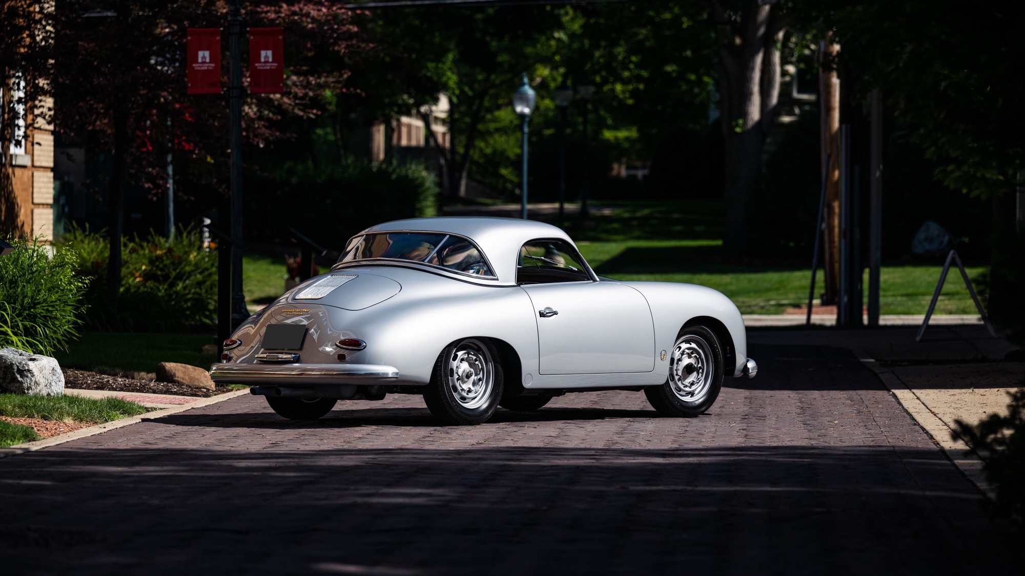 1957-Porsche-356-A-Carrera-GT-Speedster-by-Reutter1382128_ 1957-Porsche-356-A-Carrera-GT-Speedster-by-Reutter1382128_