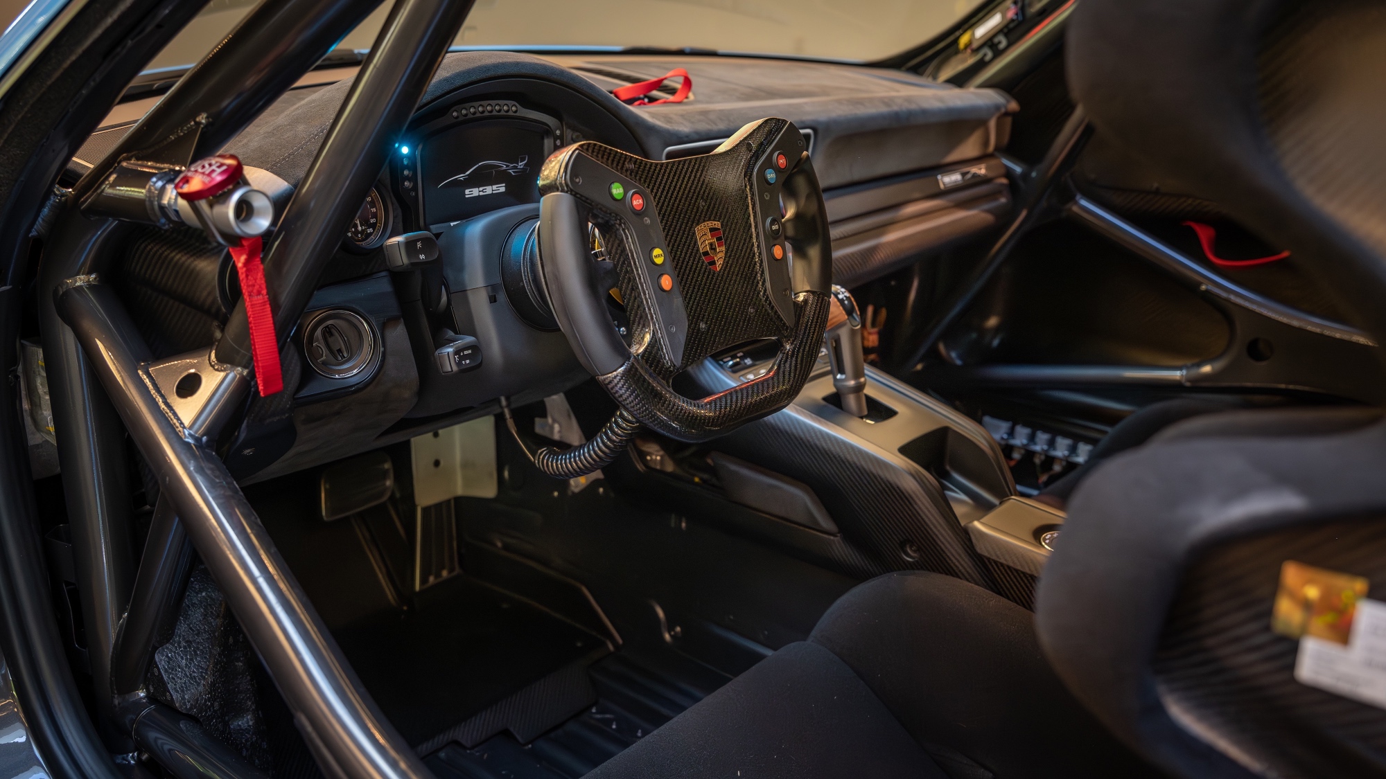 2019-Porsche-9351383209_ 2019-Porsche-9351383209_