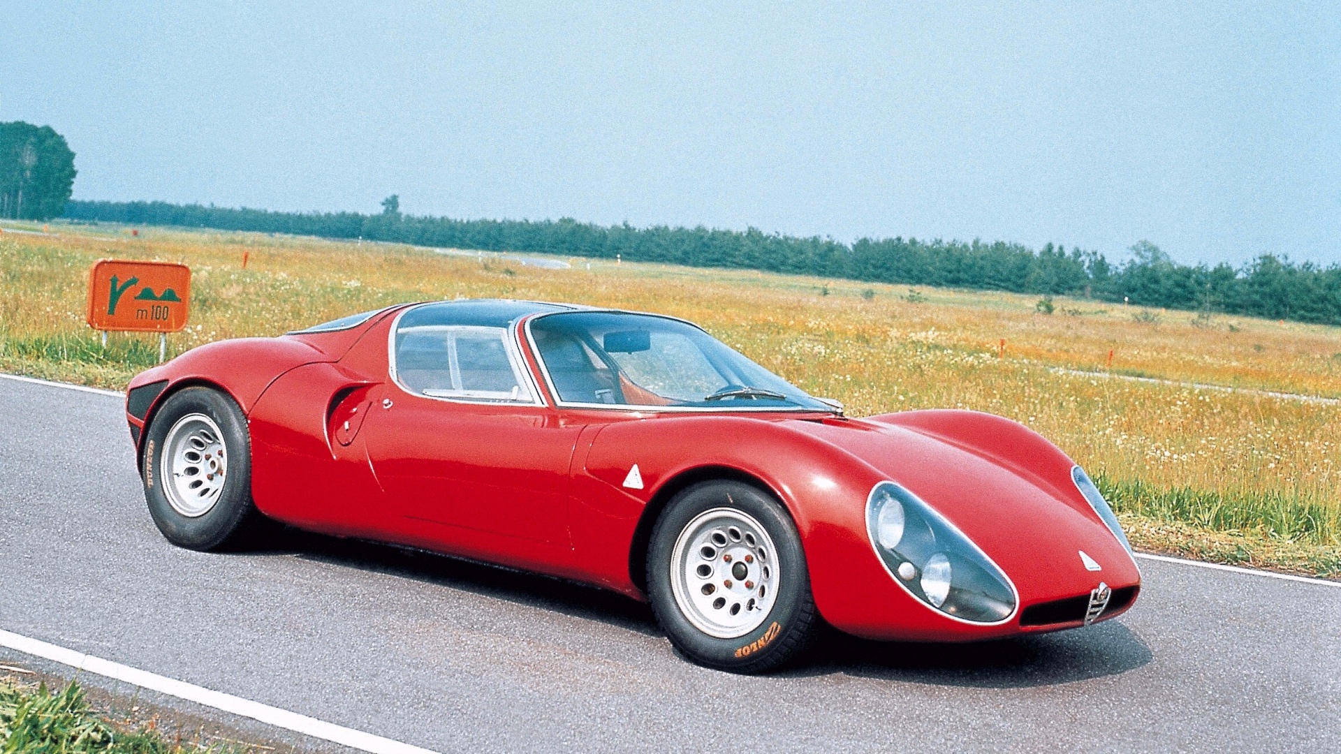 Alfa-Romeo-33-Stradale-Supercar-2 Alfa-Romeo-33-Stradale-Supercar-2