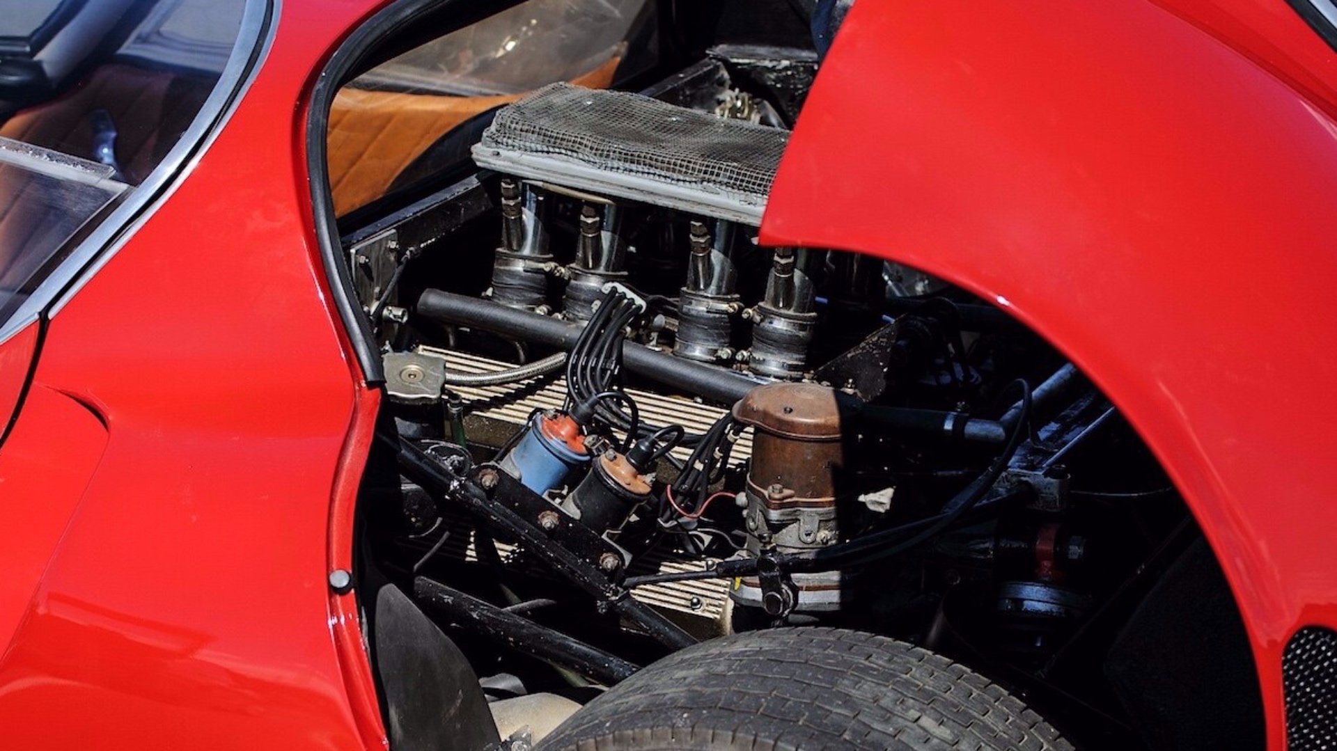 Alfa-Romeo-33-Stradale-Supercar-9 Alfa-Romeo-33-Stradale-Supercar-9