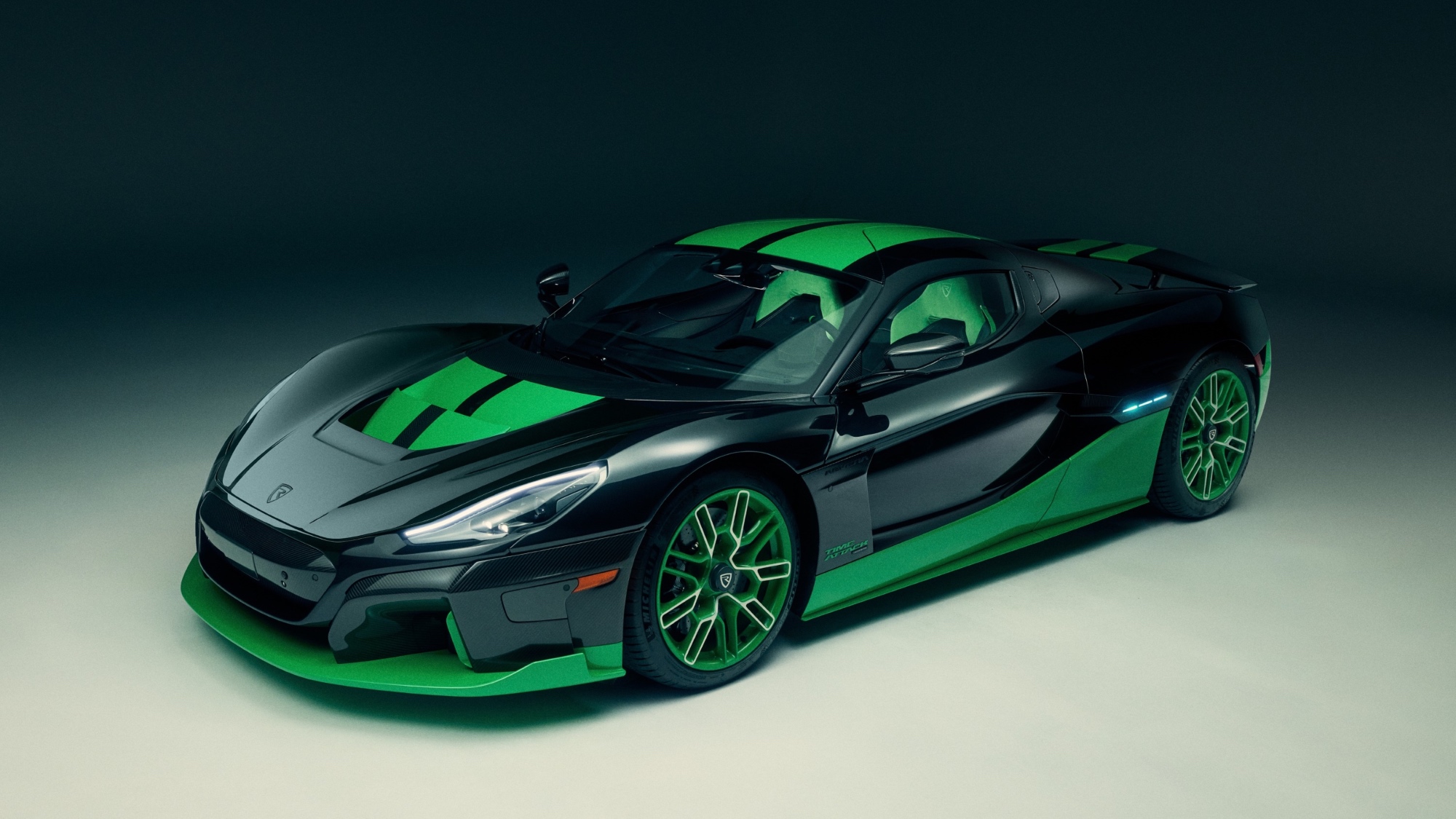 Rimac-nevera-time-attack-9 Rimac-nevera-time-attack-9