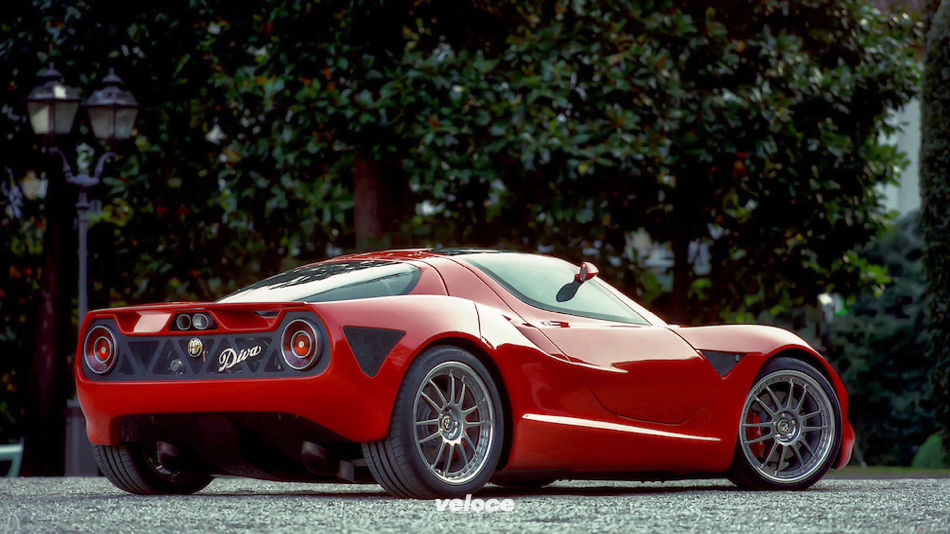 Supercar-Alfa-Romeo-mai-nate-00011