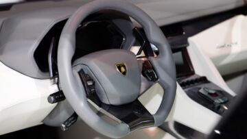 lamborghini-estoque-storia-caratteristiche-1 lamborghini-estoque-storia-caratteristiche-1