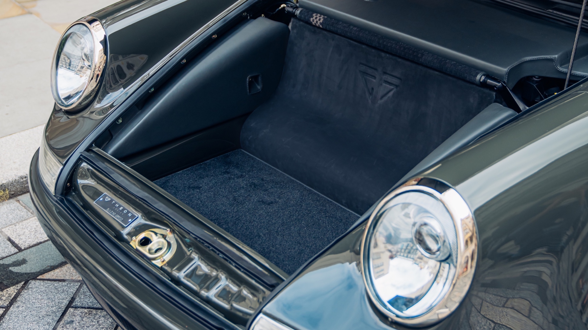 theon-design-restomod-porsche-911-2023-17 theon-design-restomod-porsche-911-2023-17