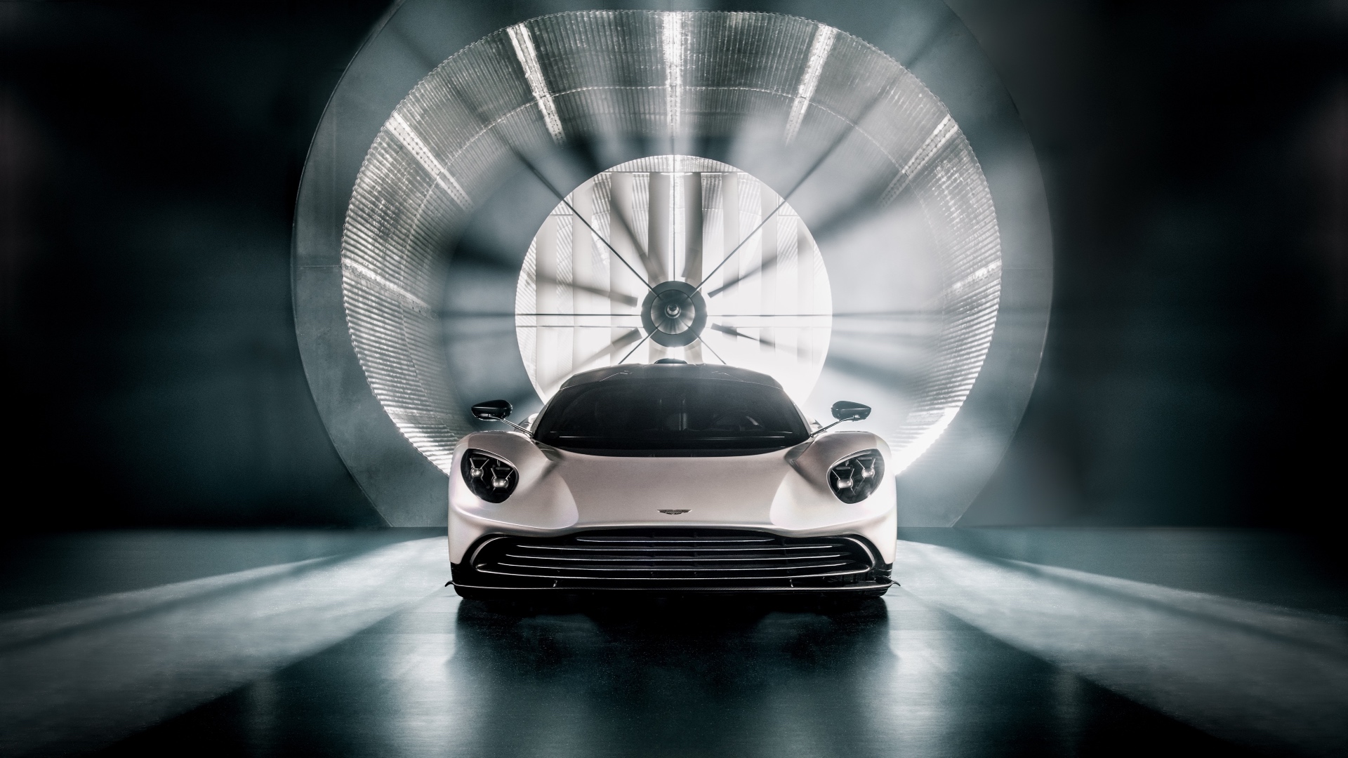 Aston Martin Valhalla_01 Aston Martin Valhalla_01