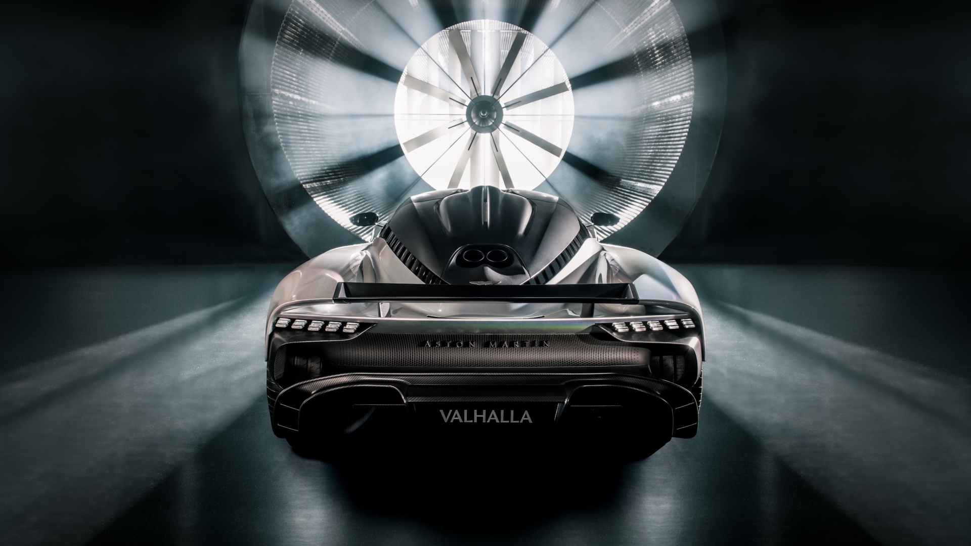 Aston Martin Valhalla_04 Aston Martin Valhalla_04