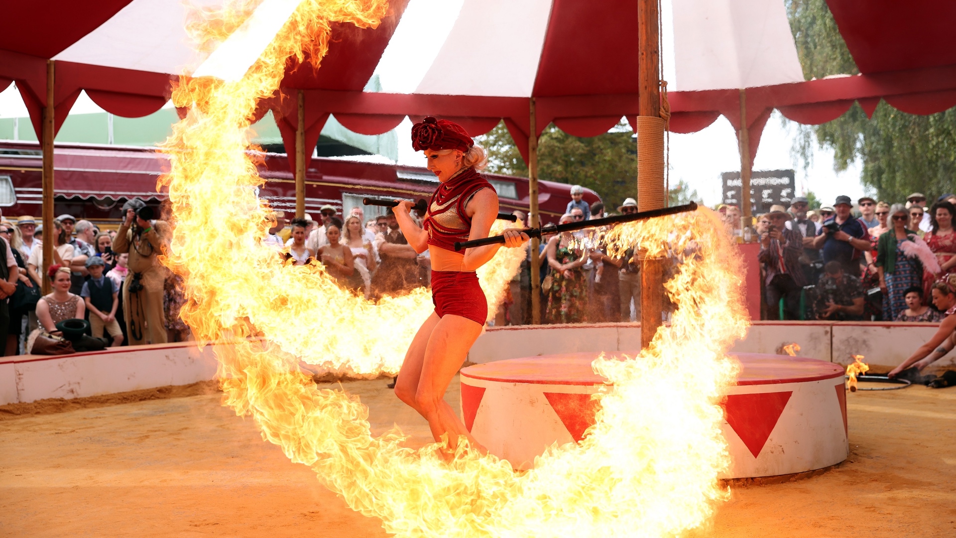 Celebrating The Greatest Show On Earth at the 2023 Goodwood Revival. Ph. by PA.
