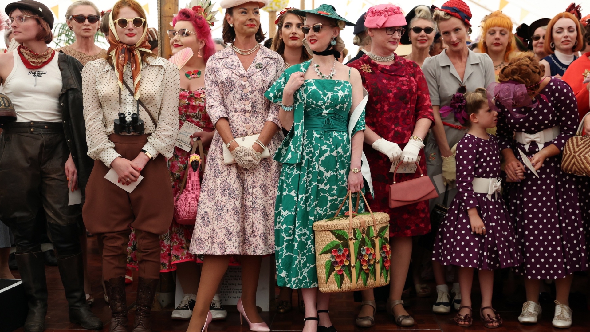 Fabulous style in the Best Dressed Competition at the 2023 Goodwood Revival. Ph. by PA.