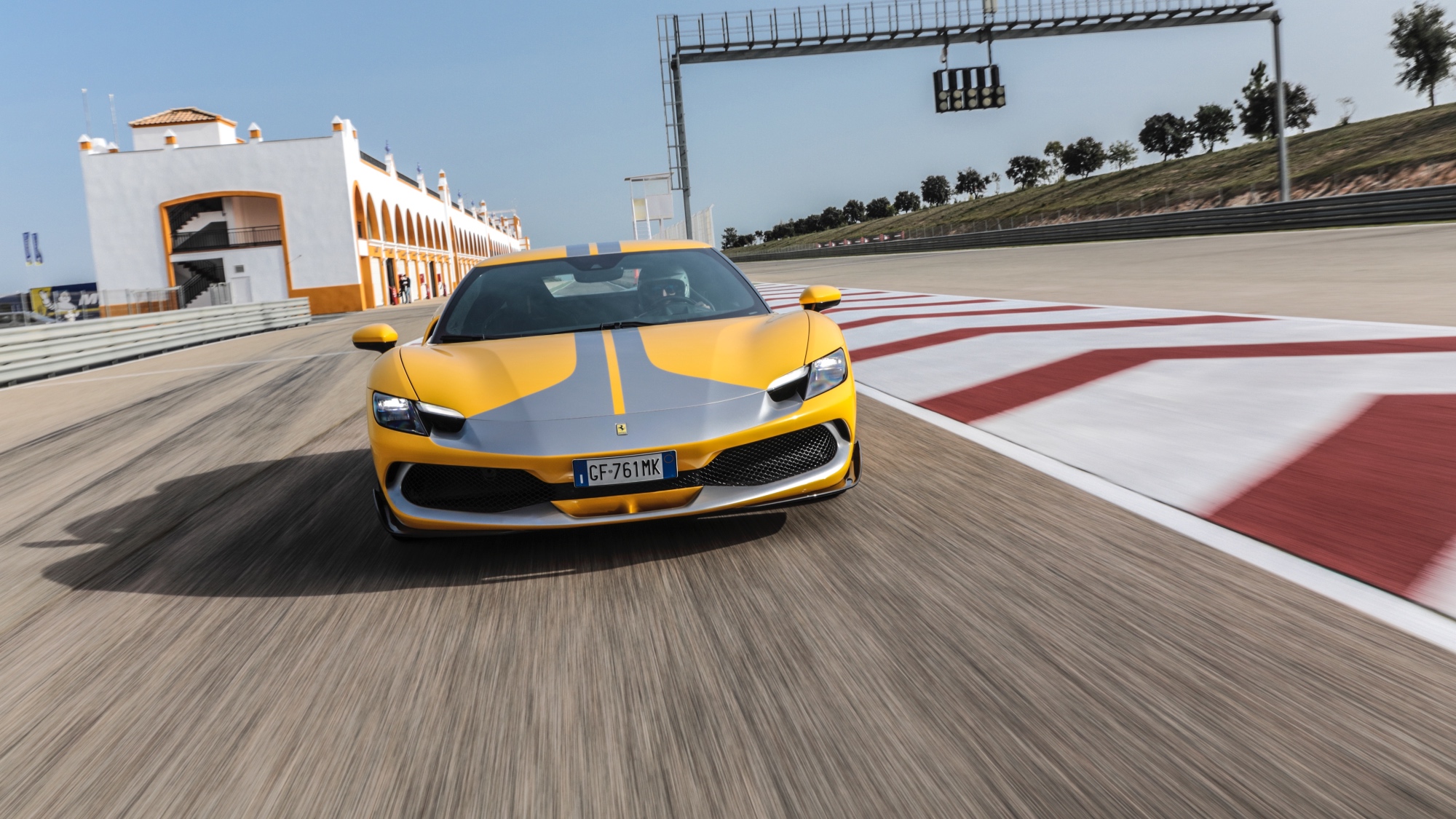 Ferrari-296-gtb-scheda-tecnica-prezzo-prestazioni-21