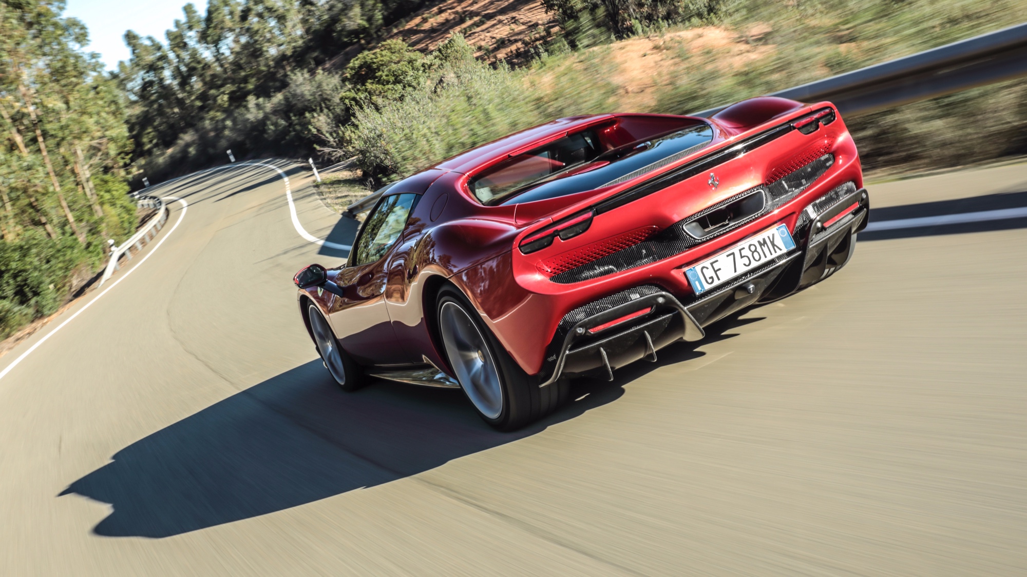 Ferrari-296-gtb-scheda-tecnica-prezzo-prestazioni-29