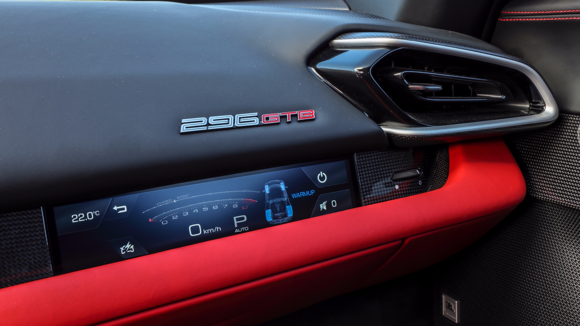 Ferrari-296-gtb-scheda-tecnica-prezzo-prestazioni-3