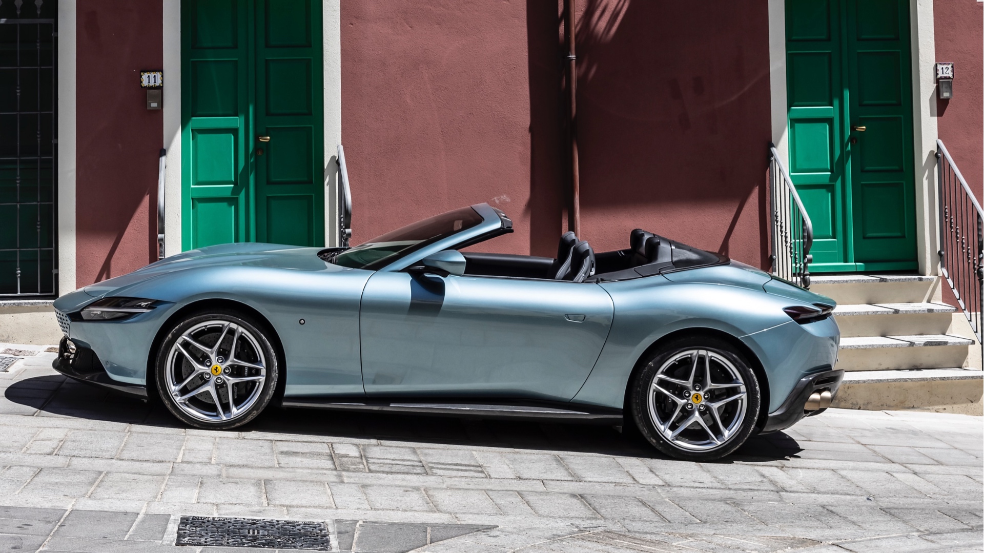 Ferrari-Roma-Spider-test-drive-prestazioni-come-va-11