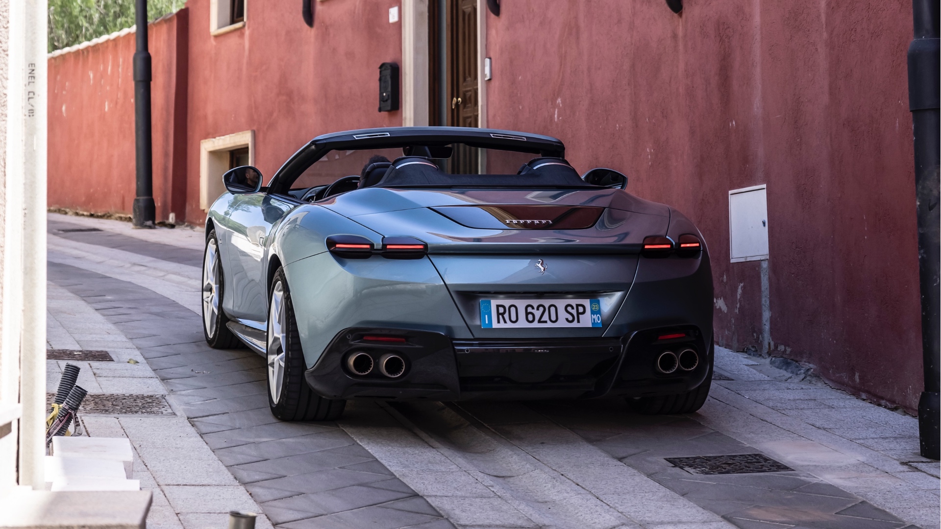 Ferrari-Roma-Spider-test-drive-prestazioni-come-va-12