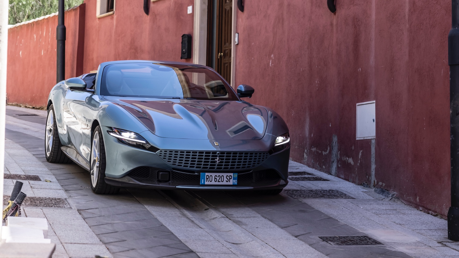 Ferrari-Roma-Spider-test-drive-prestazioni-come-va-13