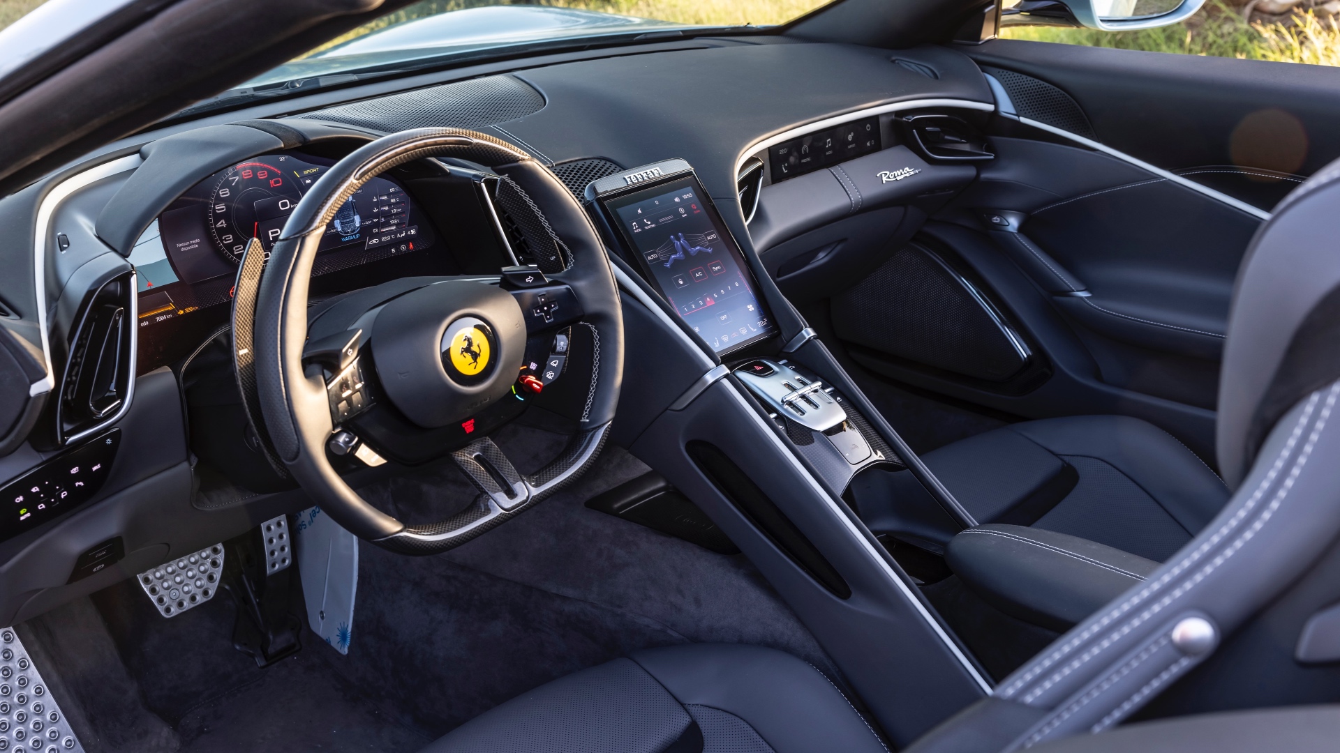 Ferrari-Roma-Spider-test-drive-prestazioni-come-va-25