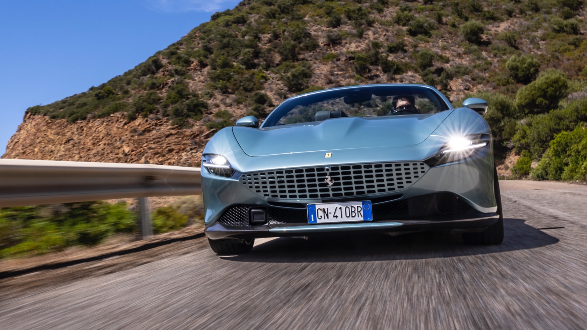 Ferrari-Roma-Spider-test-drive-prestazioni-come-va-30