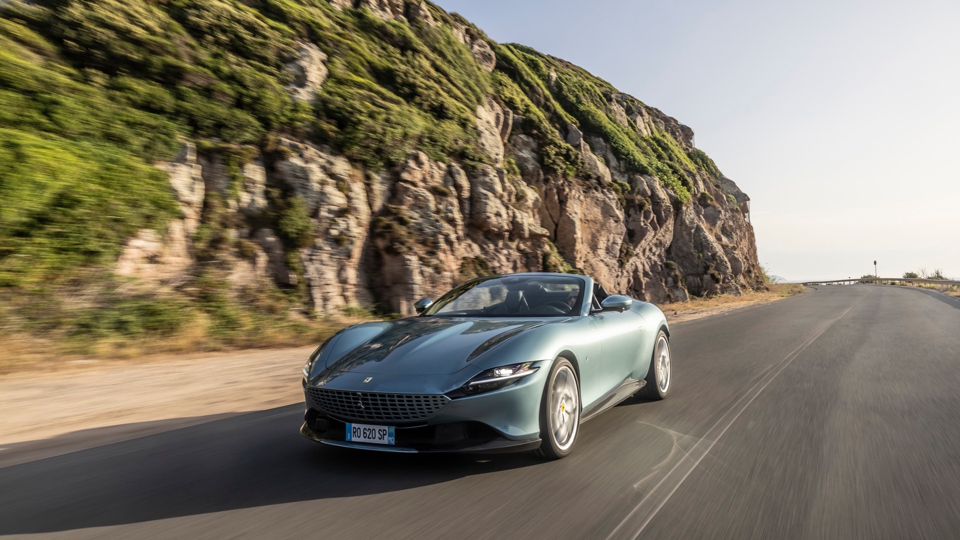 Ferrari-Roma-Spider-test-drive-prestazioni-come-va-34