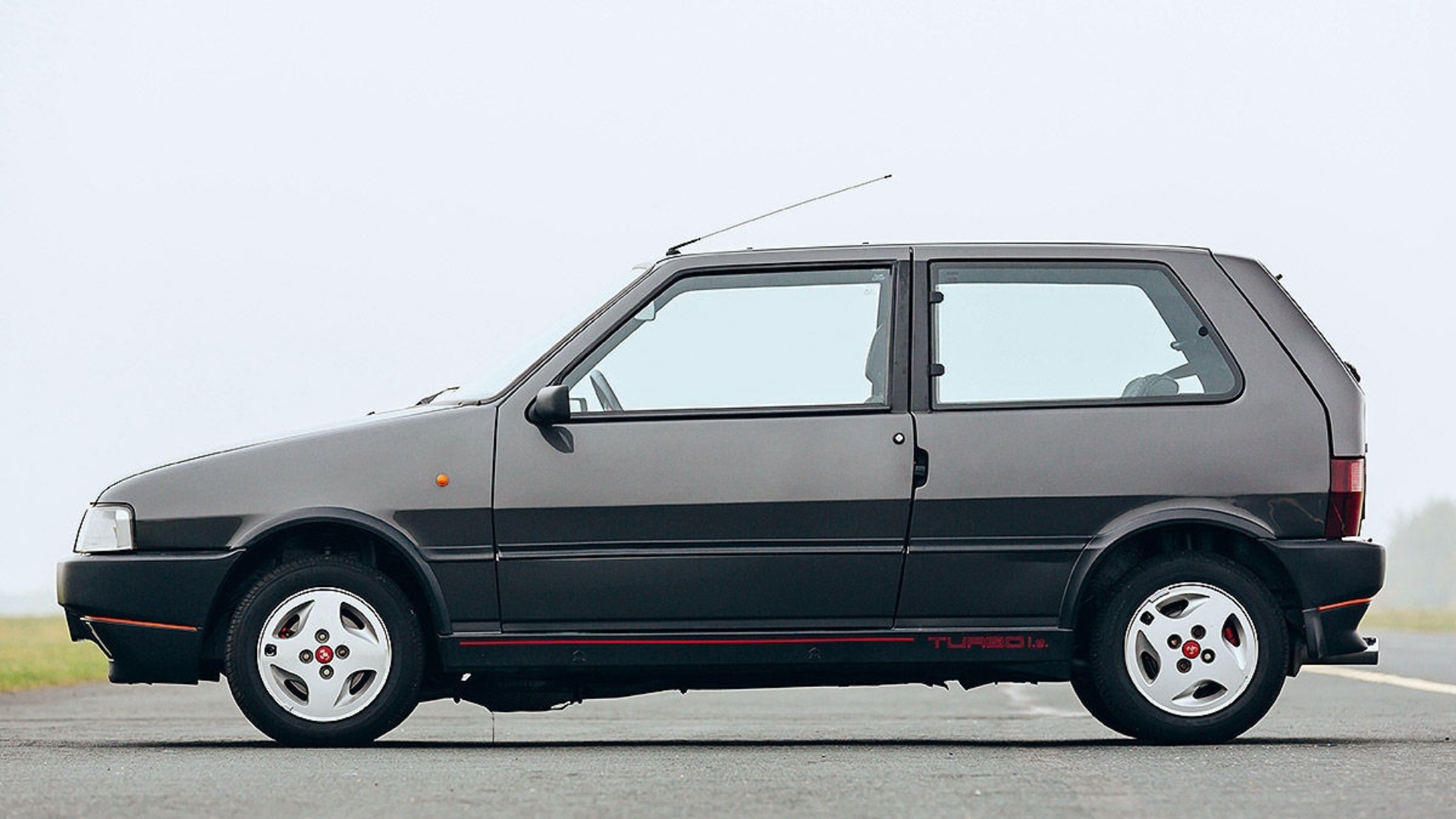 Fiat-Uno-Turbo-7