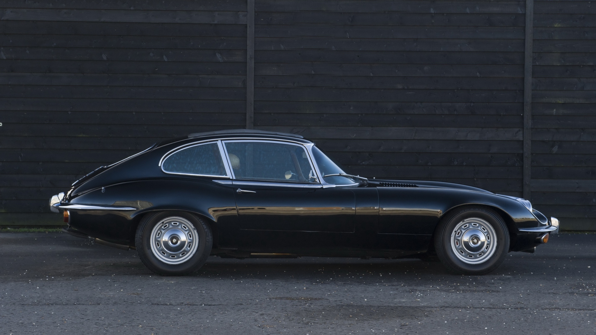 Jaguar-E-Type-2
