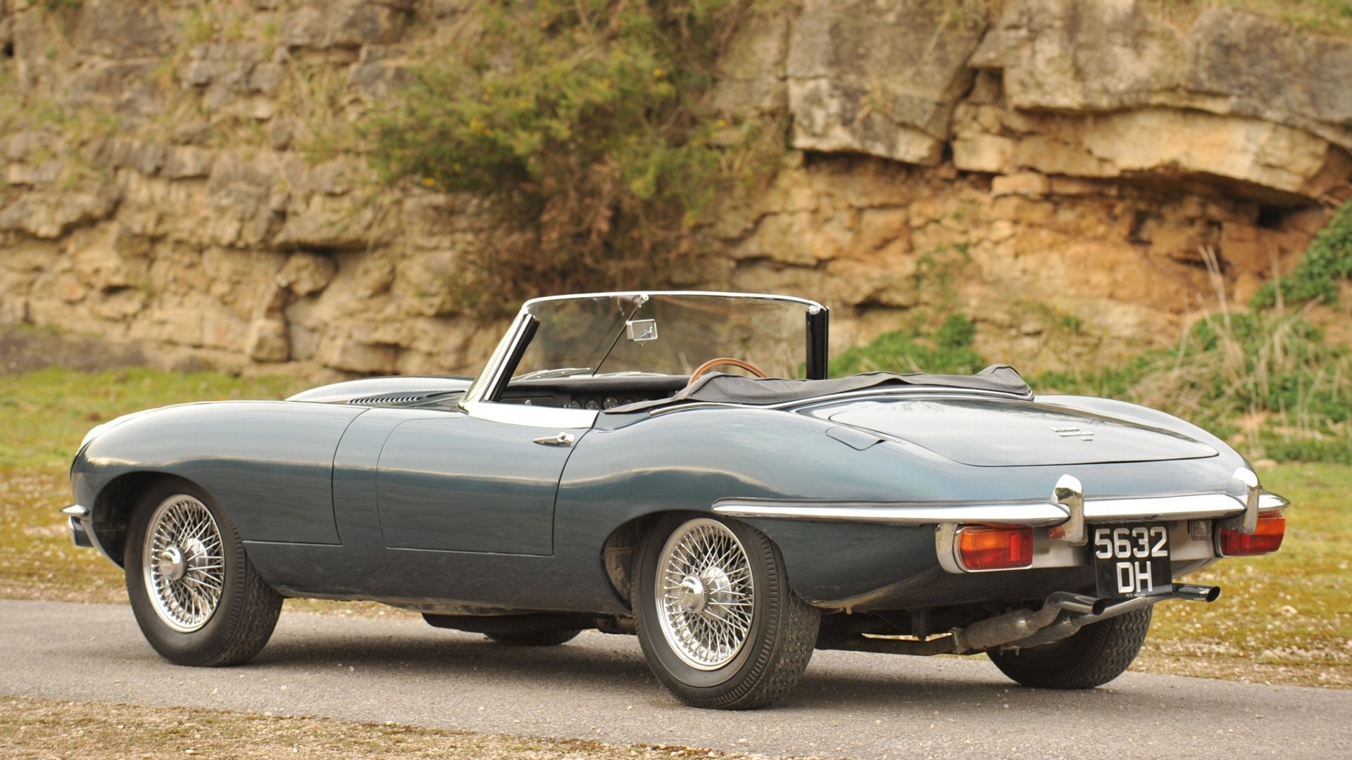 Jaguar-E-Type-5