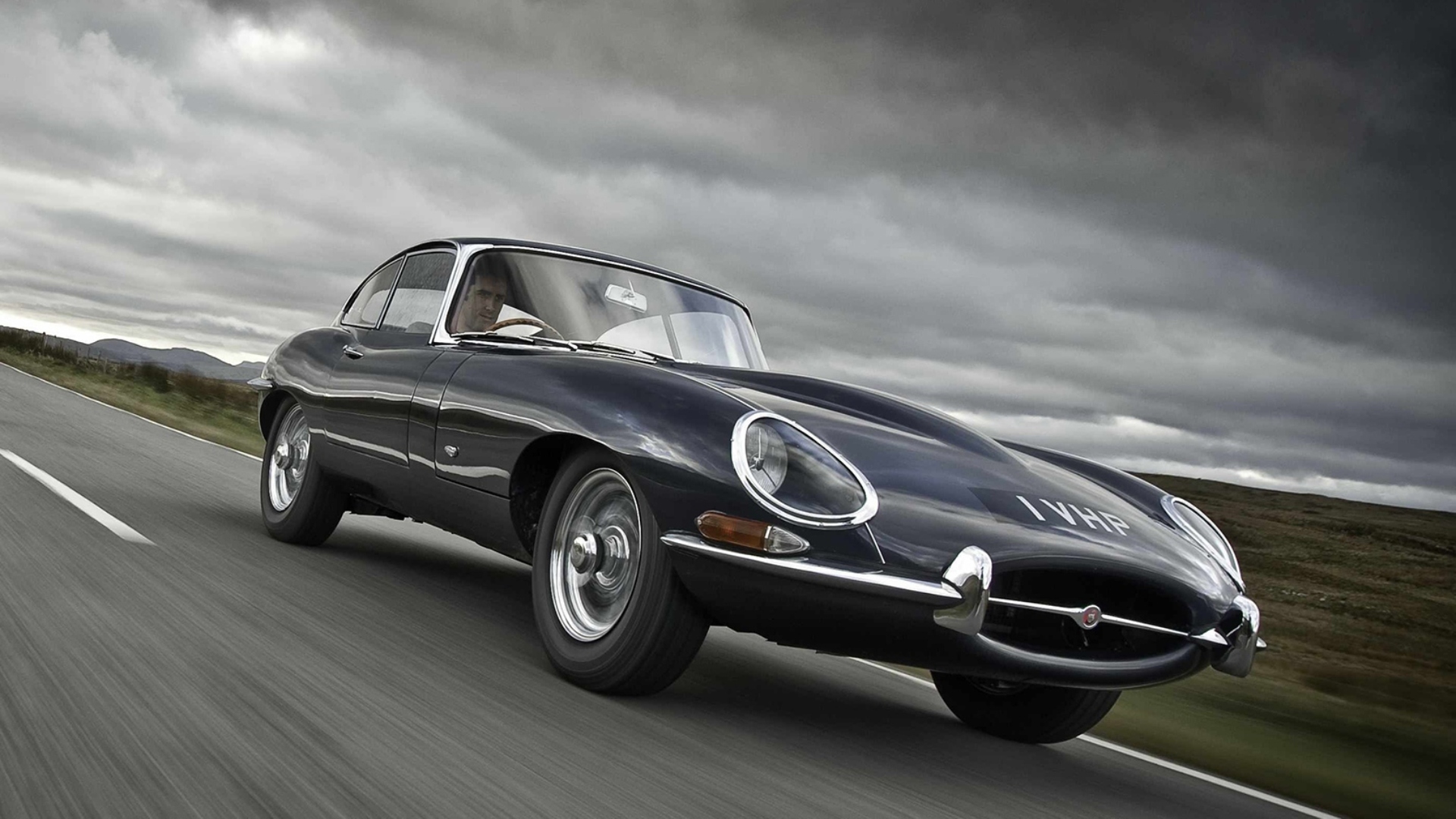 Jaguar-E-Type-9
