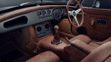 MG-B-restomod-Frontline-Developments-7