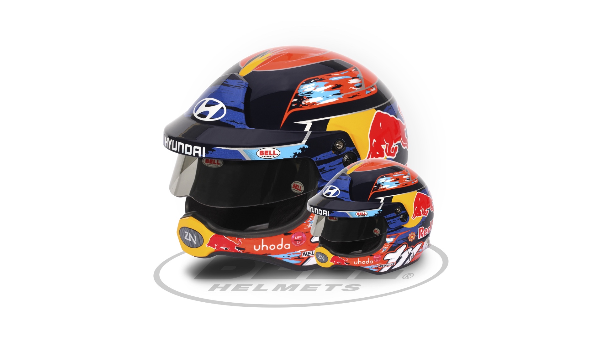 Mini-Helmets-Bell-THIERRY-NEUVILLE-MINI-2022-Big-Small-Three-Quarters-Views-1