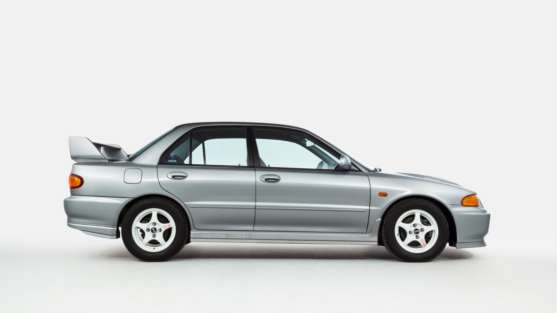 Mitsubishi-Lancer-Evolution-14