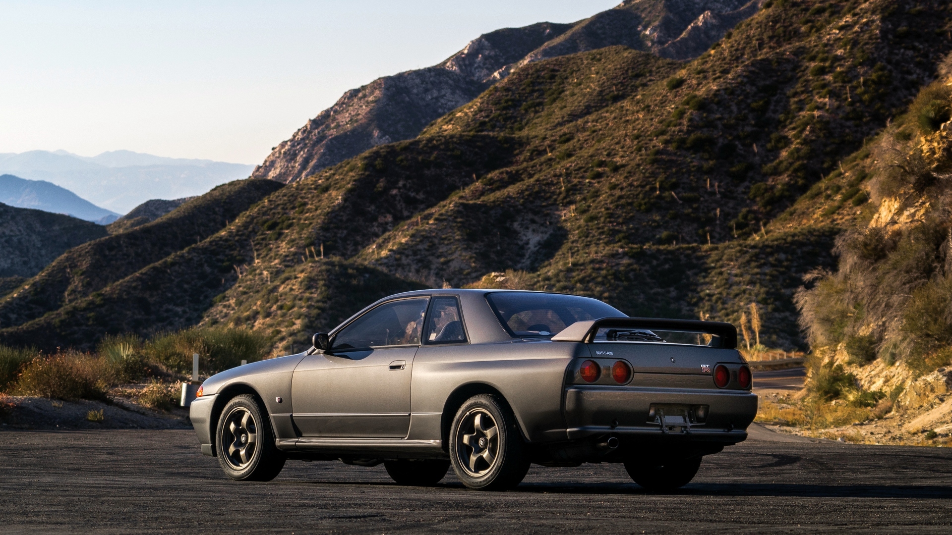 Nissan-Skyline-GT-R-10