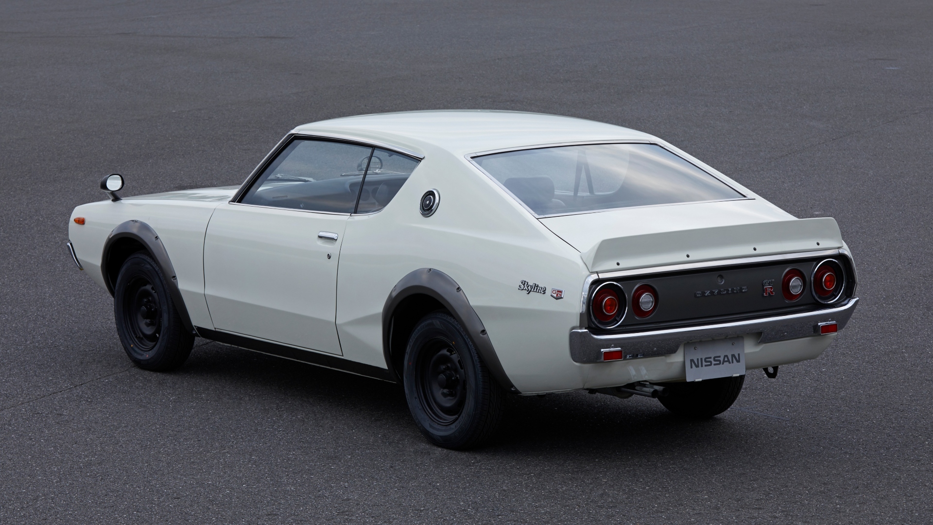 Nissan-Skyline-GT-R-13