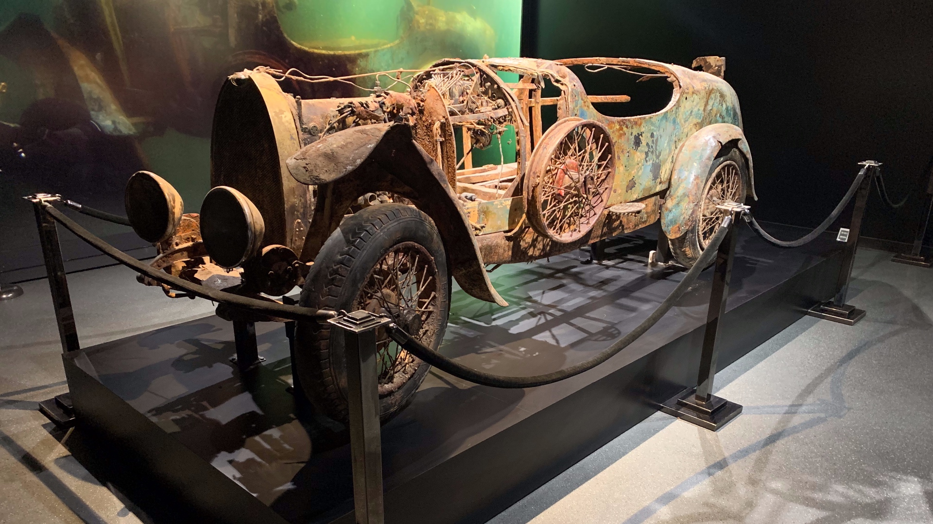 Peter-Mullin-Bugatti-Collection-4