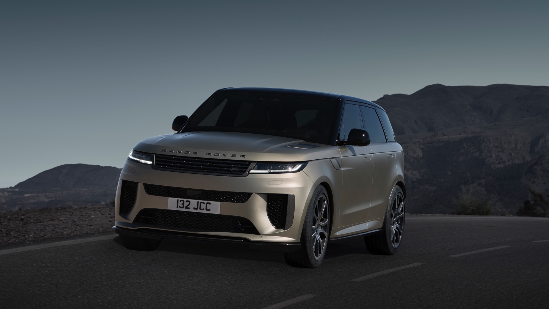 Range-Rover-Sport-SV-scheda-tecnica-prestazioni-prezzo-2