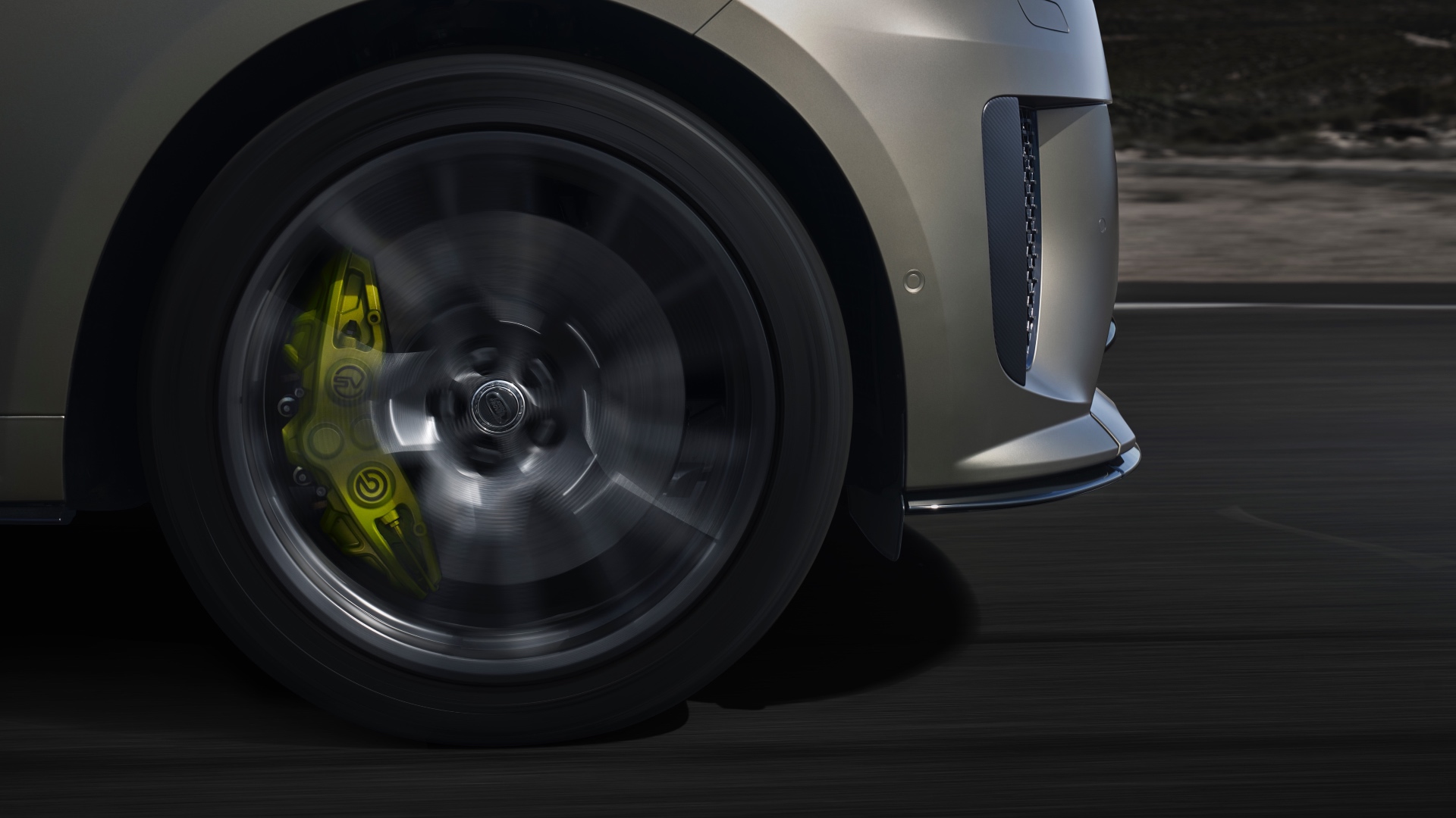 Range-Rover-Sport-SV-scheda-tecnica-prestazioni-prezzo-4