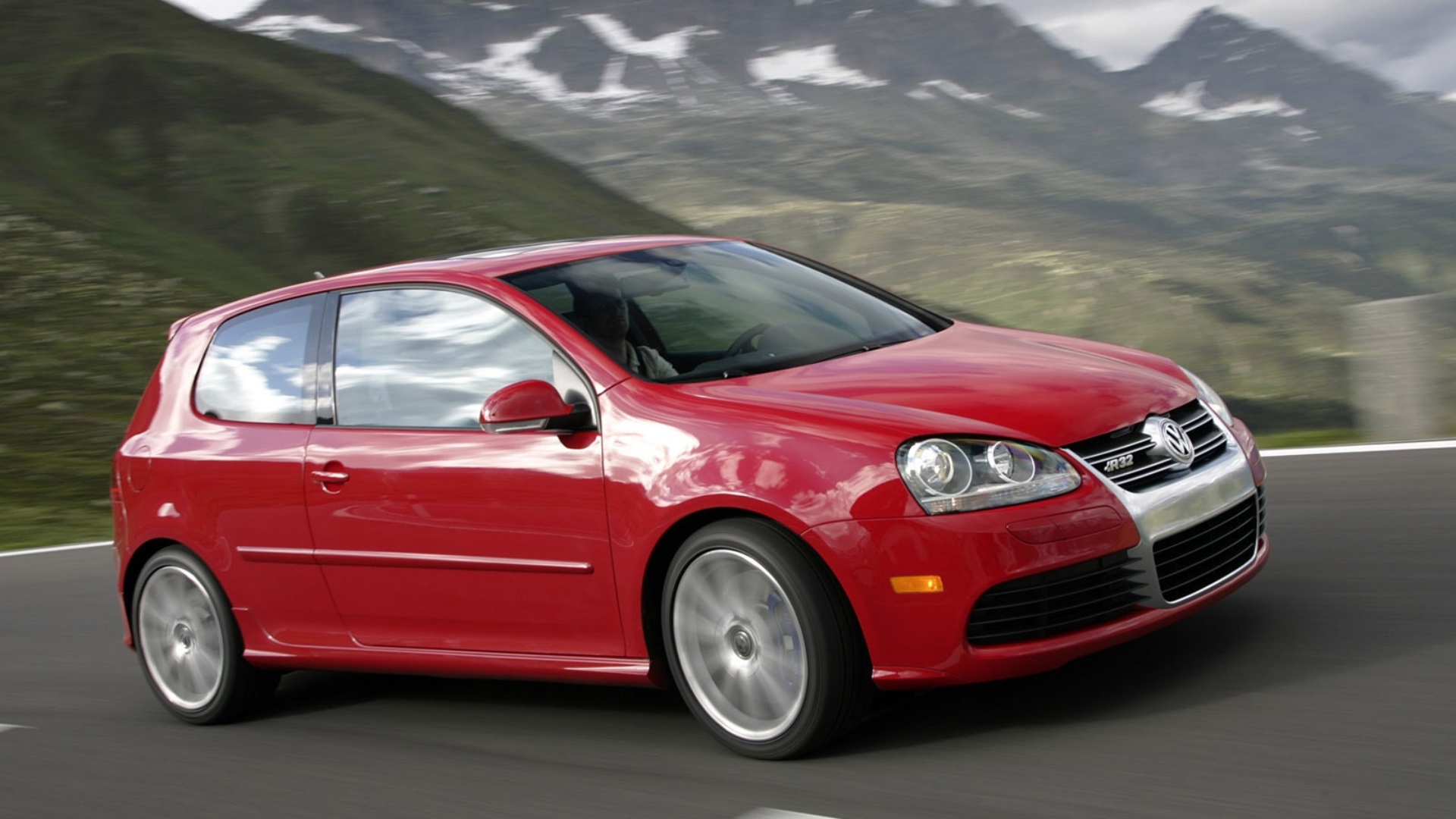 Volkswagen-Golf-R32-7