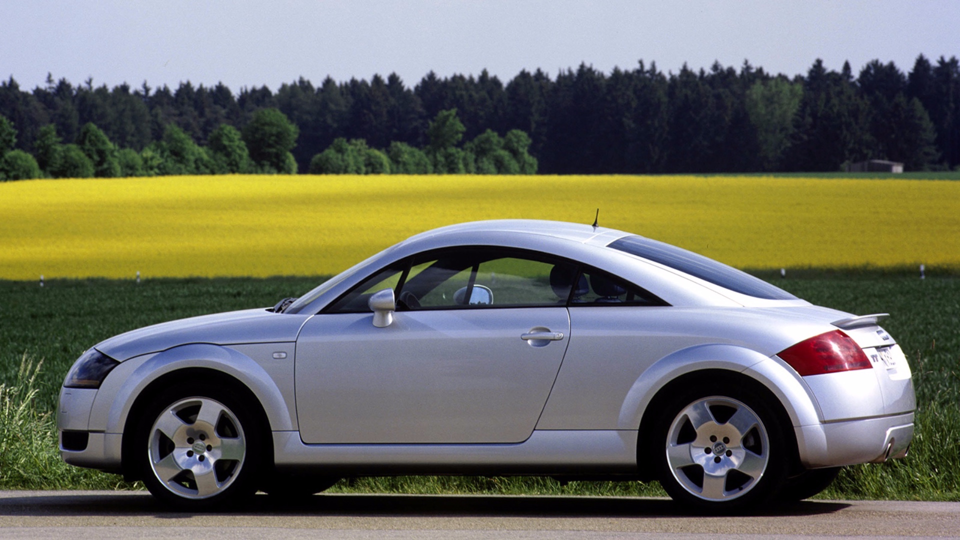 audi_tt_coupe_898