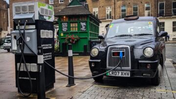 auto-elettriche-inghilterra-stop-motori-termici-2035-2 auto-elettriche-inghilterra-stop-motori-termici-2035-2