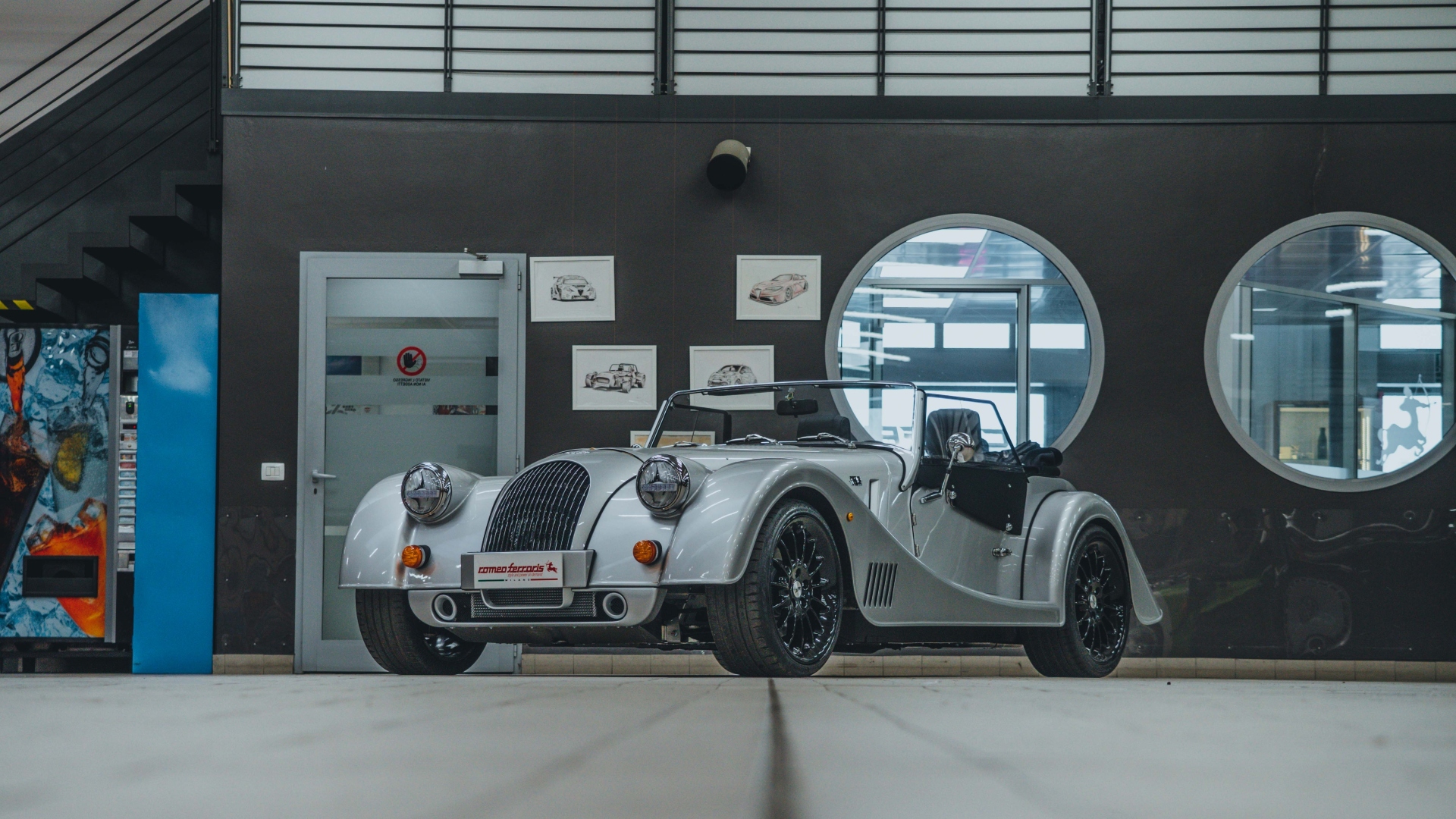 morgan-plus-six-argento-nero-2023-rf--06357 morgan-plus-six-argento-nero-2023-rf--06357