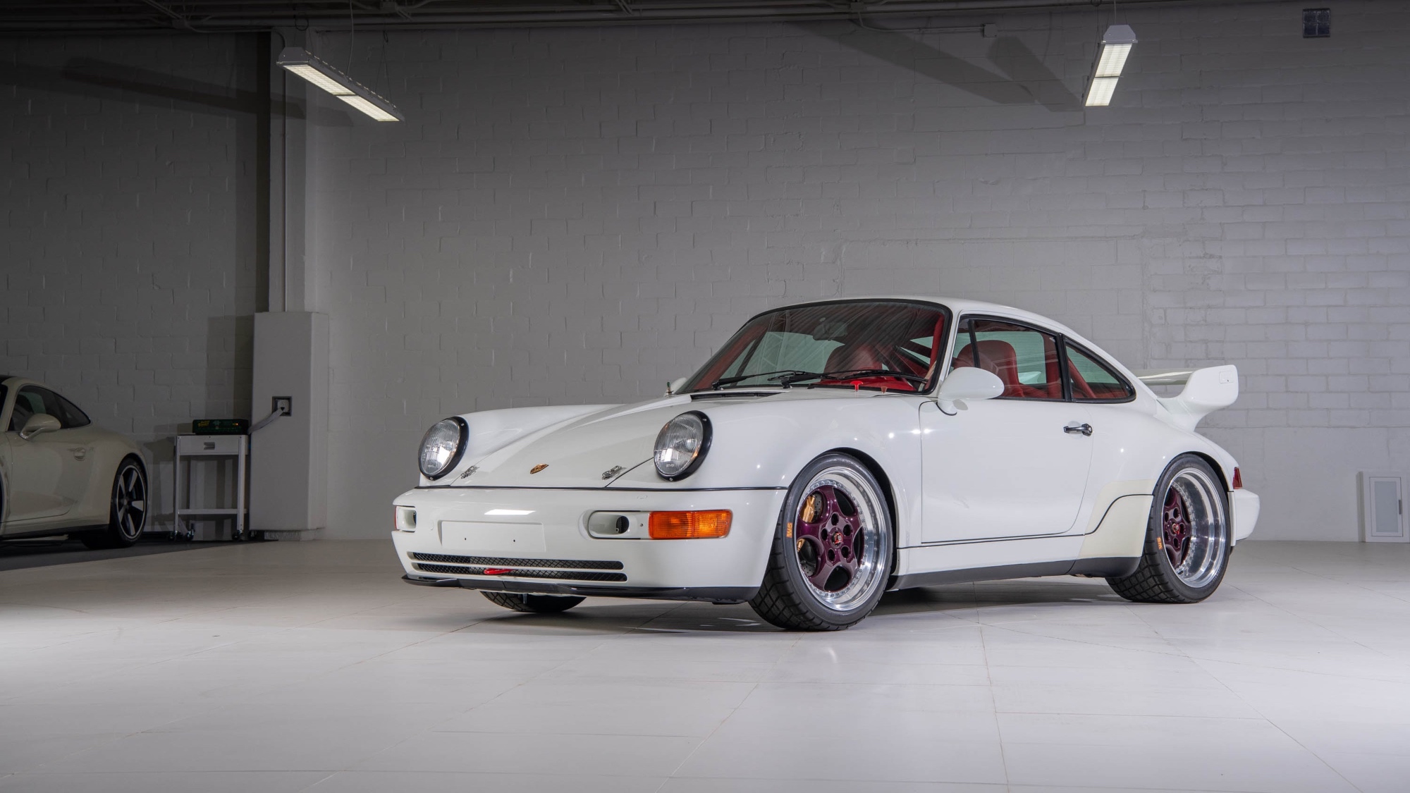 1993-Porsche-911-Carrera-RSR-3-81405434_