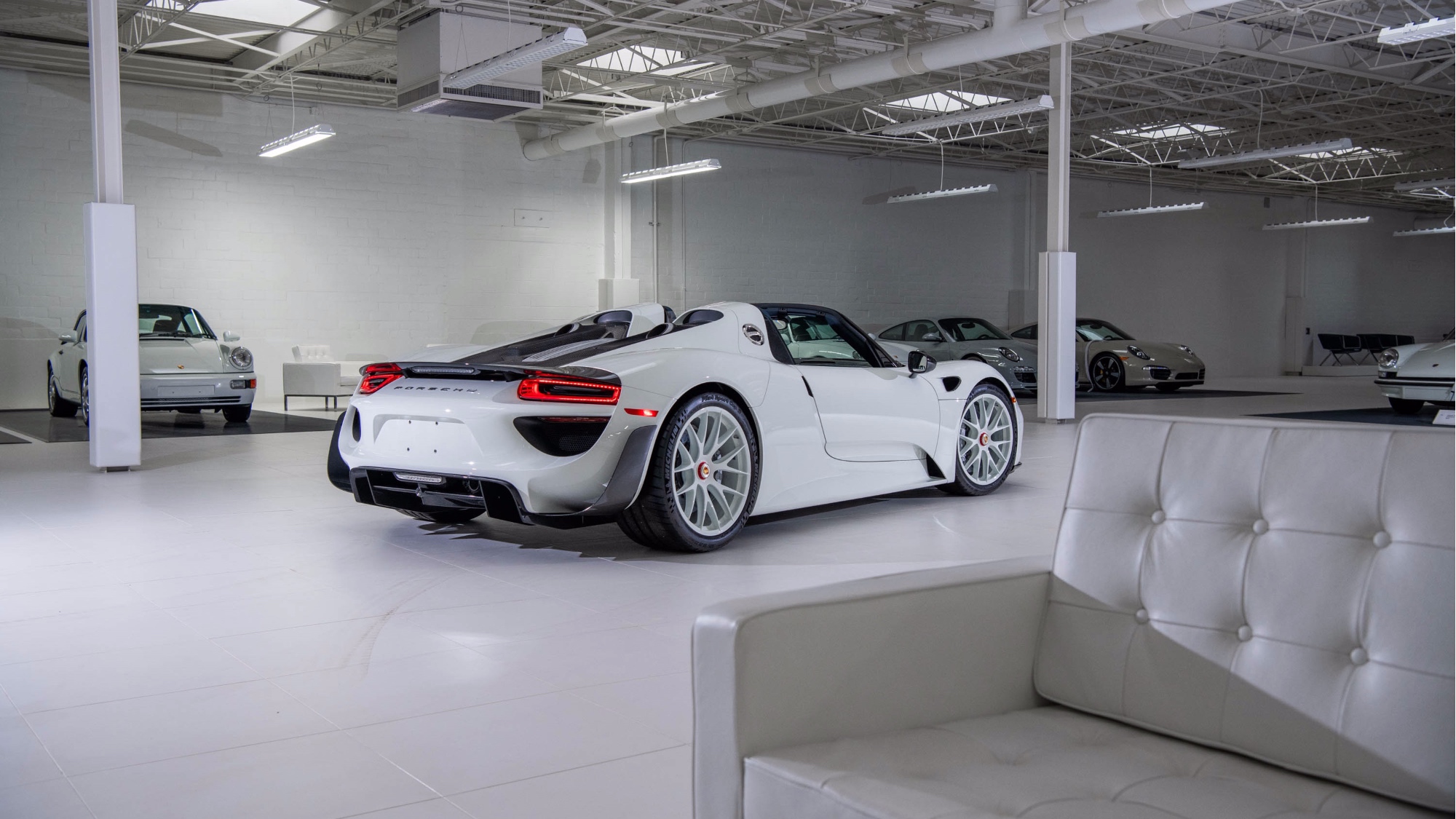 2015-Porsche-918--Weissach--Spyder1405519_