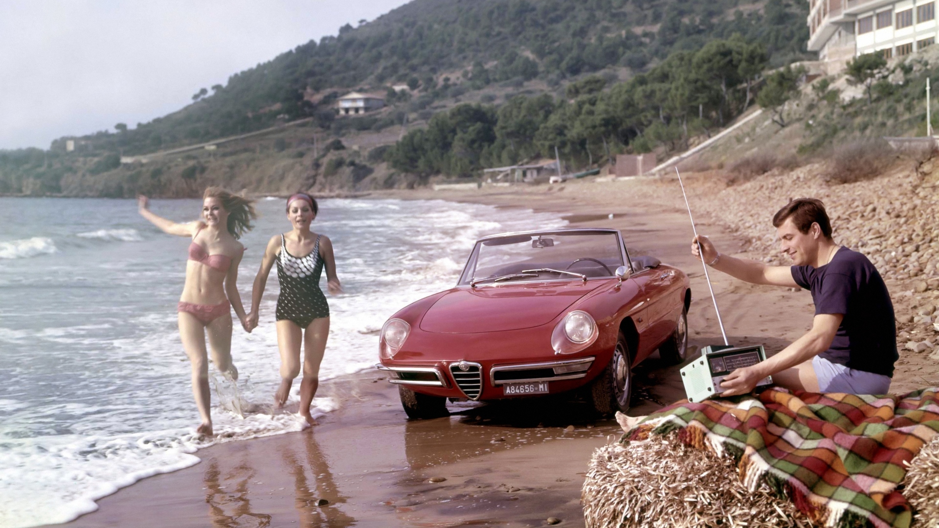 Alfa-Romeo-Spider-Duetto-17