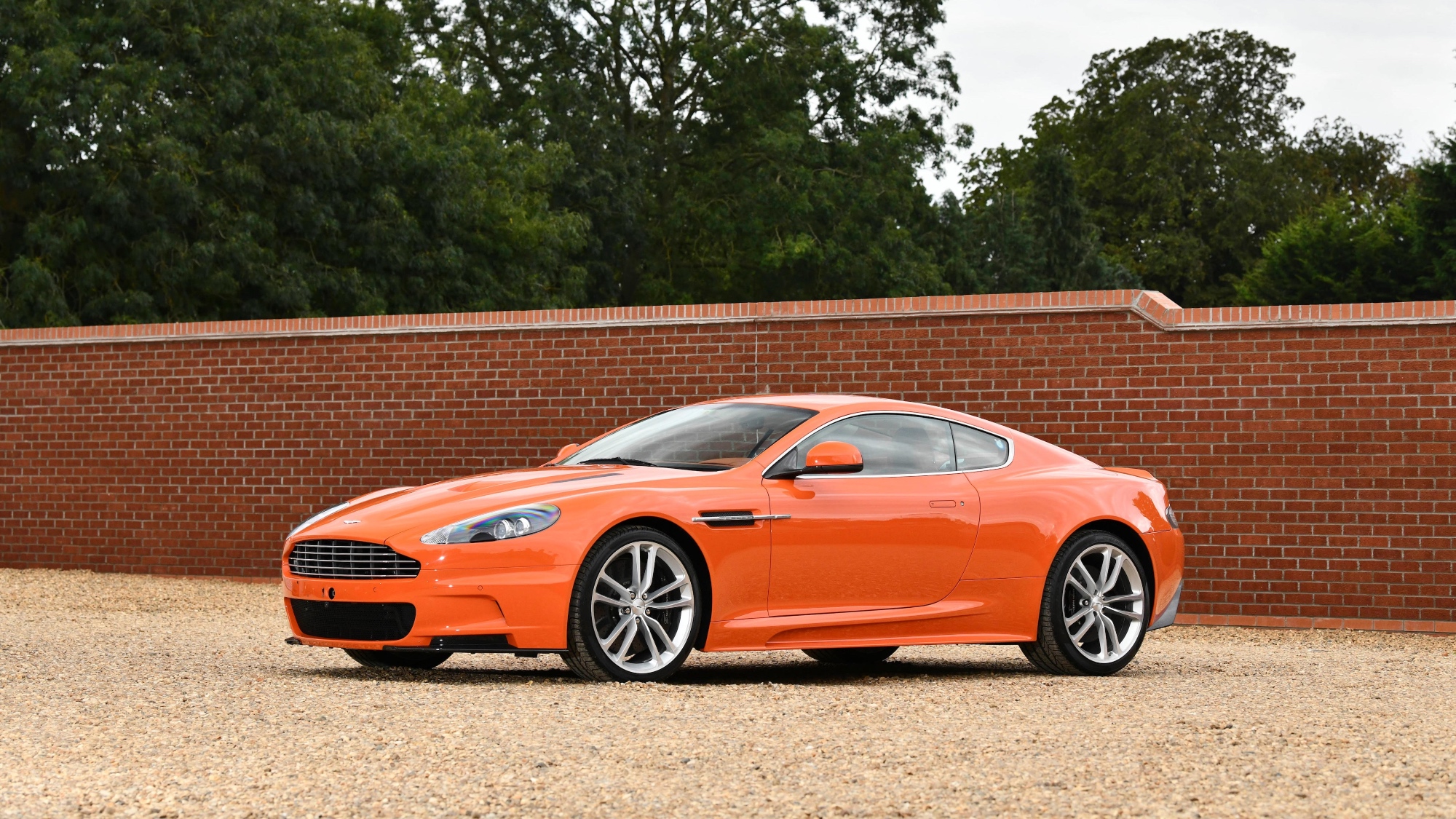 Aston-Martin-The-Orange-Collection-4 Aston-Martin-The-Orange-Collection-4