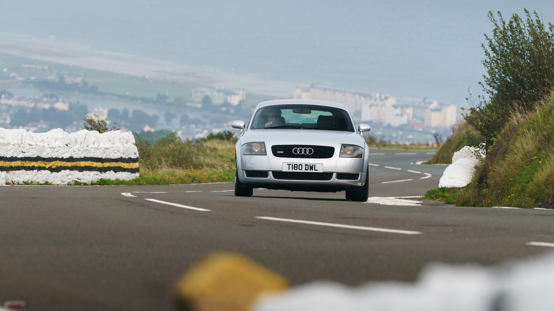 Audi-TT-Isola-di-Man-25-anni-2023-12