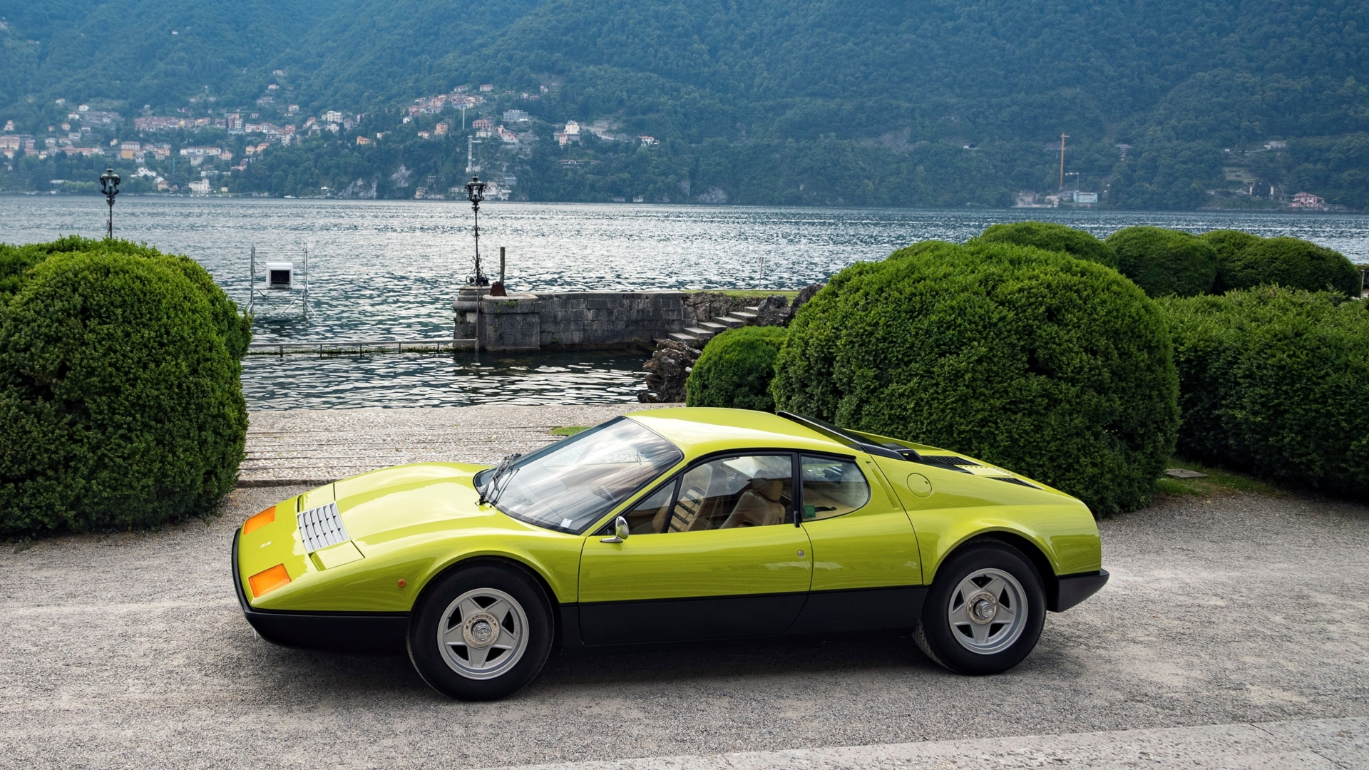 Ferrari-Berlinetta-Boxer-2