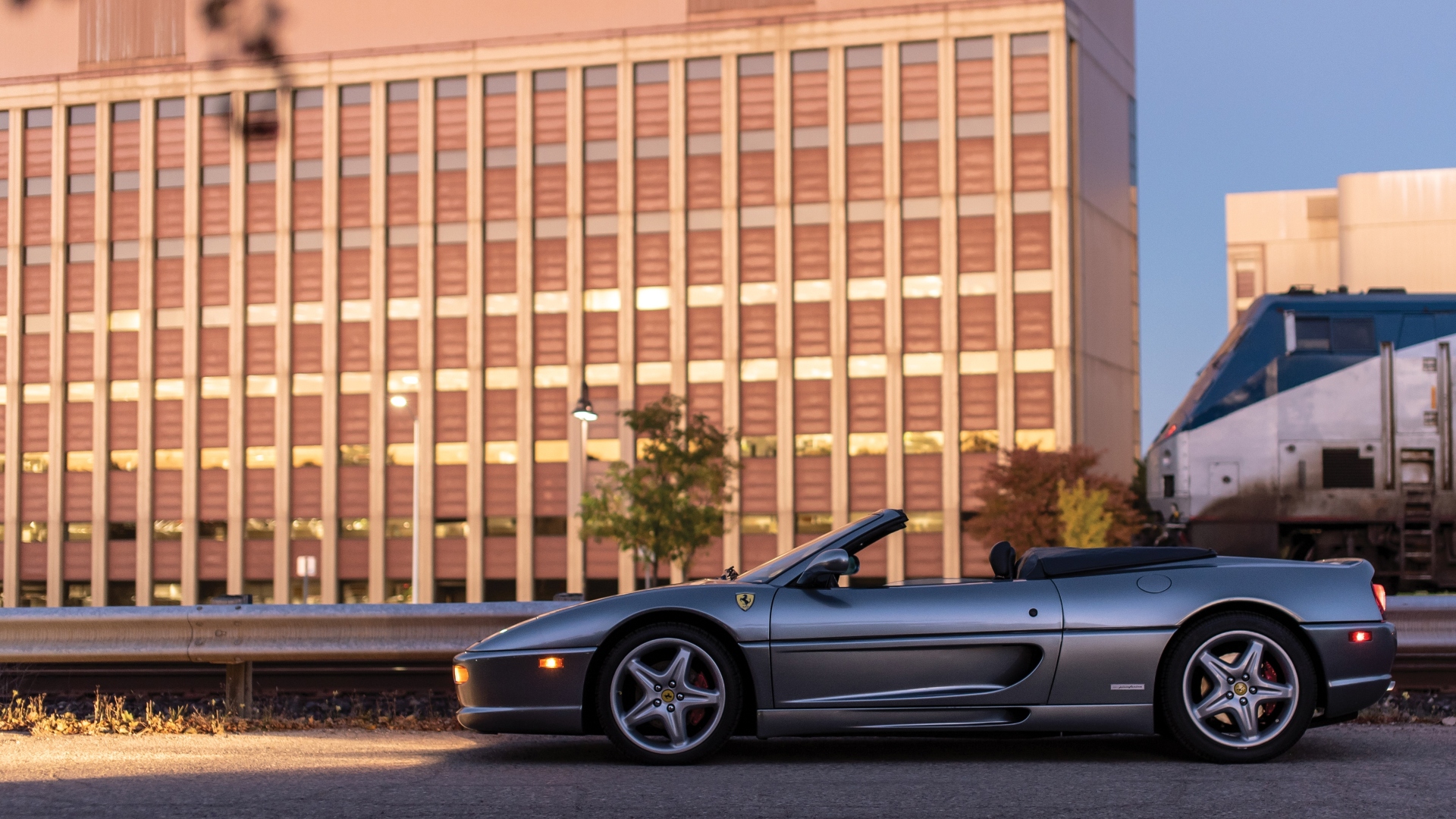 Ferrari-F355-348-V8-pronto-pista-spider-fiorano-gt-competizione-13