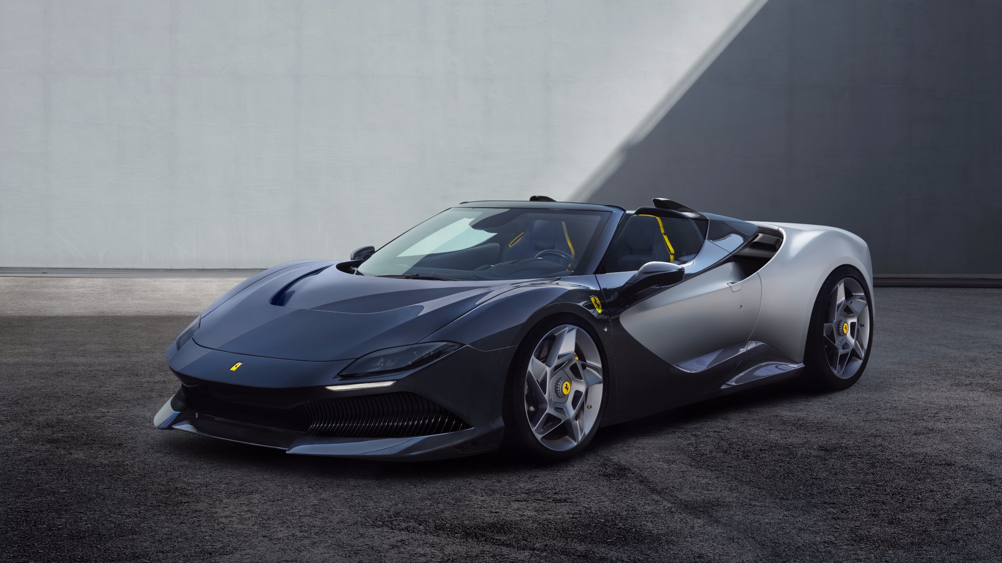 Ferrari-SP-8-2023-4 Ferrari-SP-8-2023-4