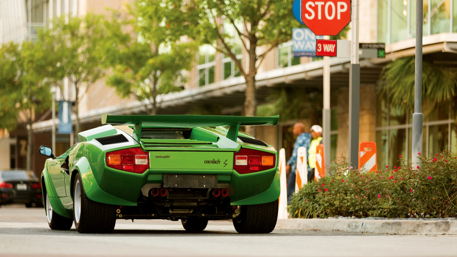 Lamborghini-Countach-13
